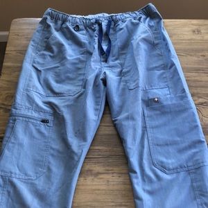 FIGS Scrub pants and top. Hardly worn